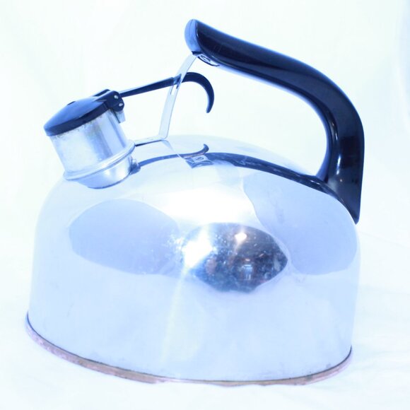 Revere Ware 1801 2QT Stainless Whistling Teapot Copper Bottom Kettle - Picture 1 of 10